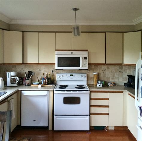 full kitchen cabinets canada